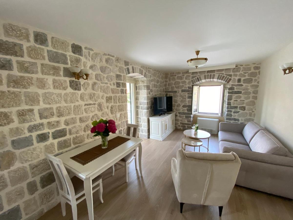 Apartments Marijaz Kotor Bagian luar foto