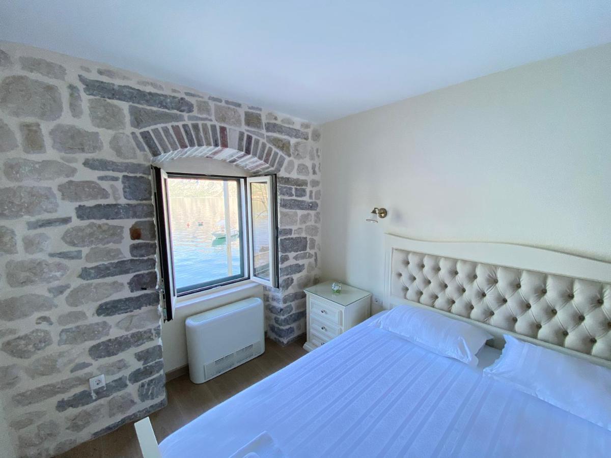 Apartments Marijaz Kotor Bagian luar foto
