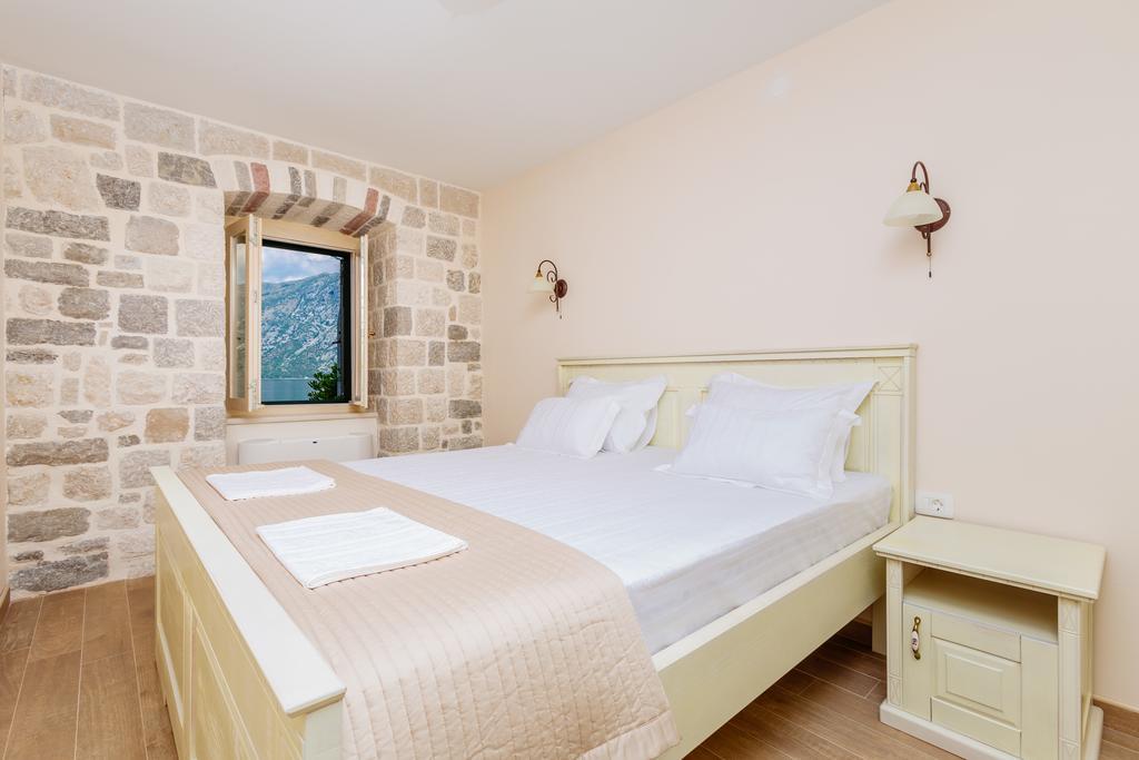 Apartments Marijaz Kotor Bagian luar foto